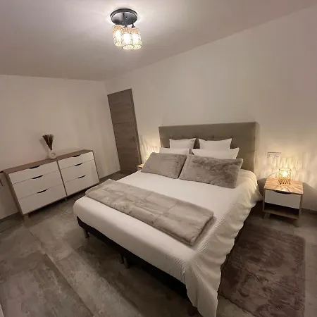 Le Noisetier Proche Europa Park Marcher De Noel Et Carnaval * Sundhouse